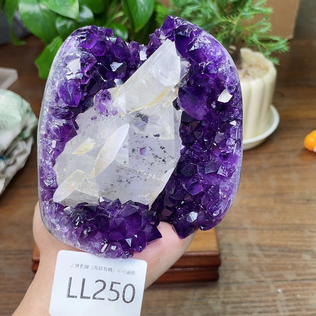 未镶嵌大型摆件（非配饰）水晶
