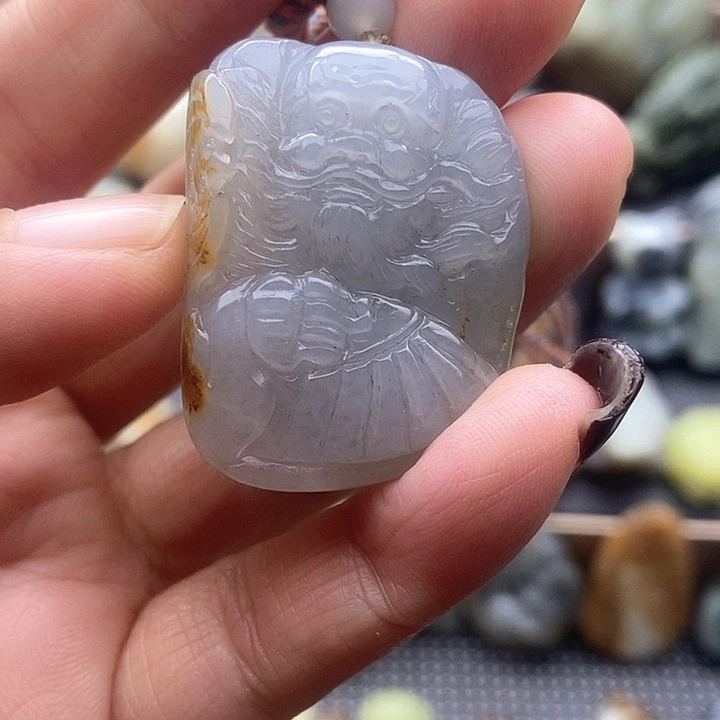 颈饰未镶嵌和田玉（糖玉）