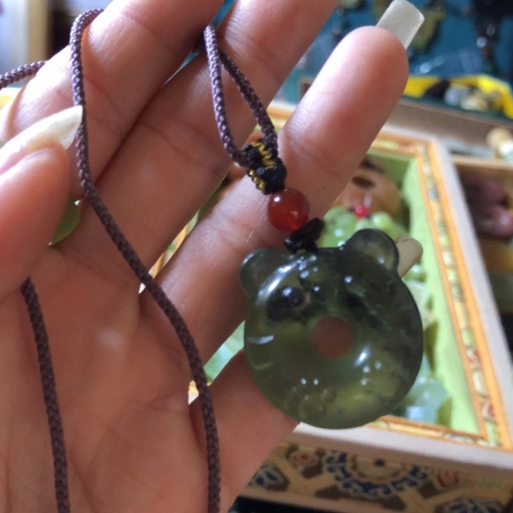 岫玉未镶嵌岫玉挂件