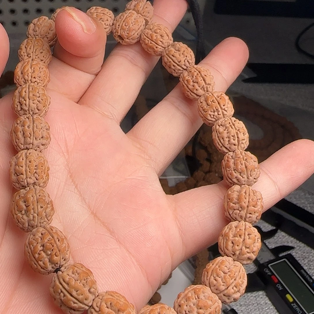 J***贰吊坠金刚菩提一代盘龙