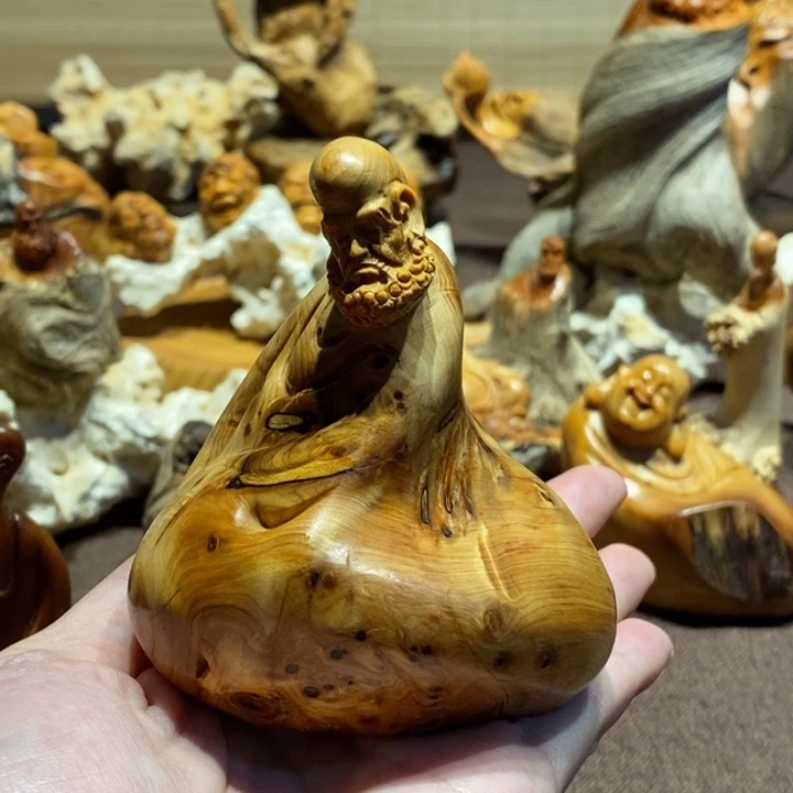 柏木（崖柏）留疤达摩