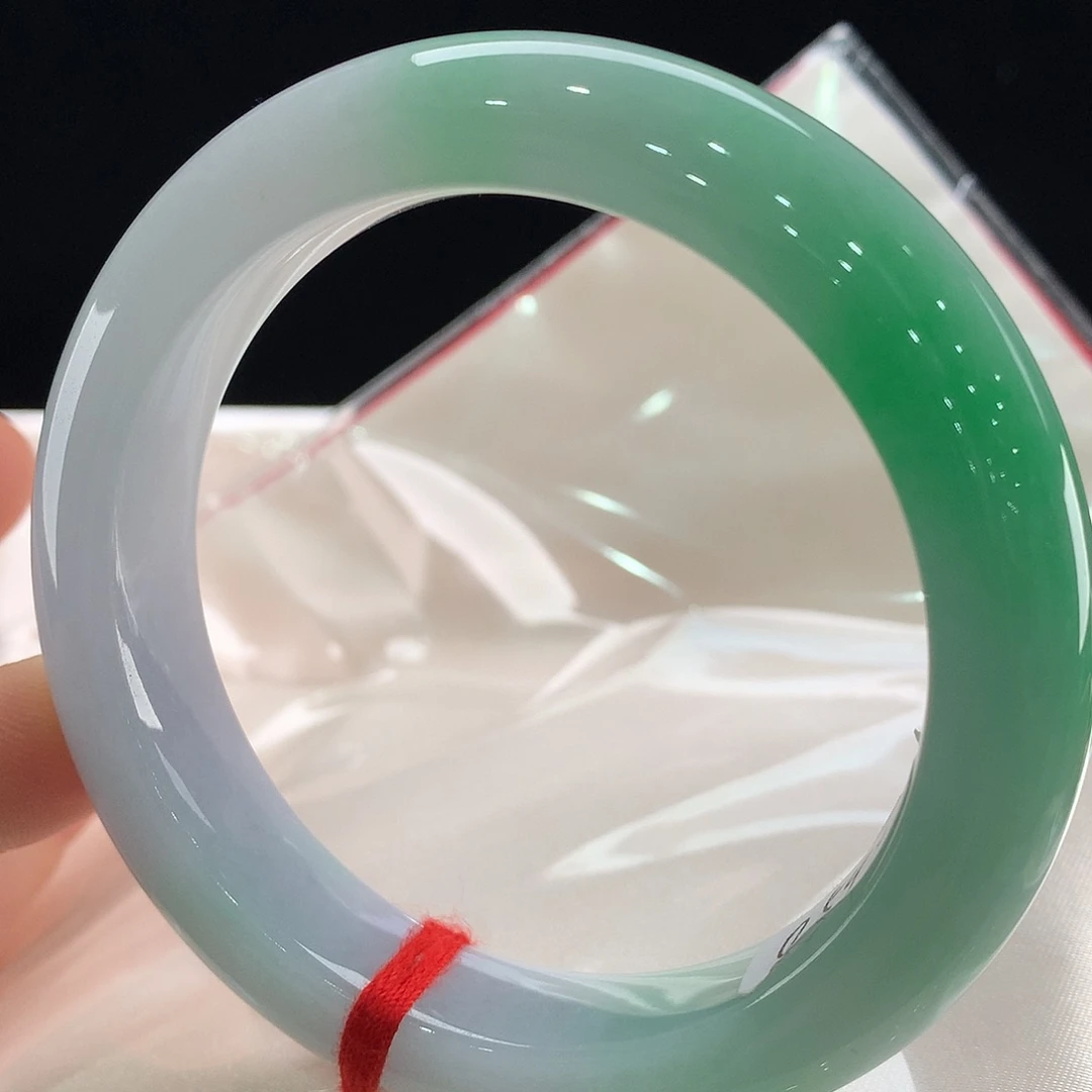 翡翠未镶嵌手镯0548