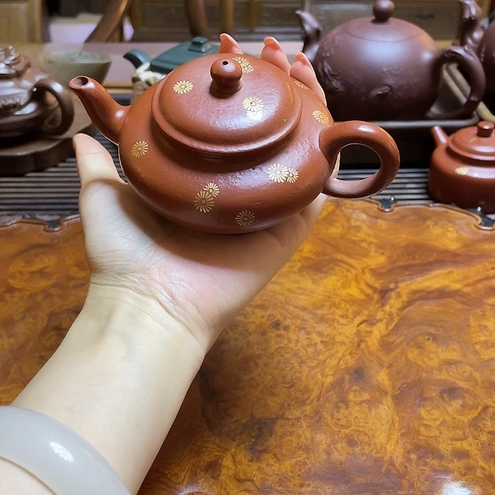 茶壶紫砂全手工打造