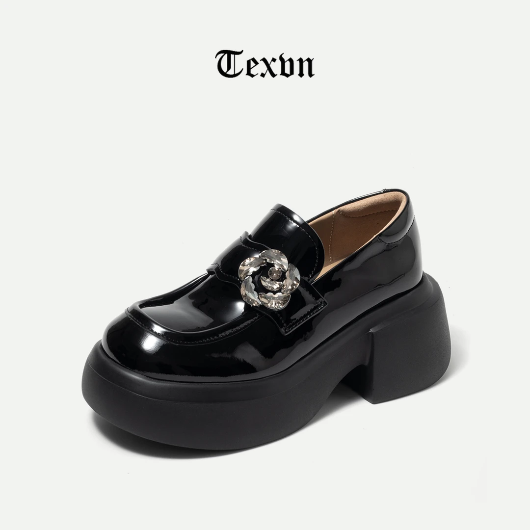 25新品春夏日常休闲厚底增高漆牛皮一脚蹬花朵烫钻套脚乐福鞋女鞋