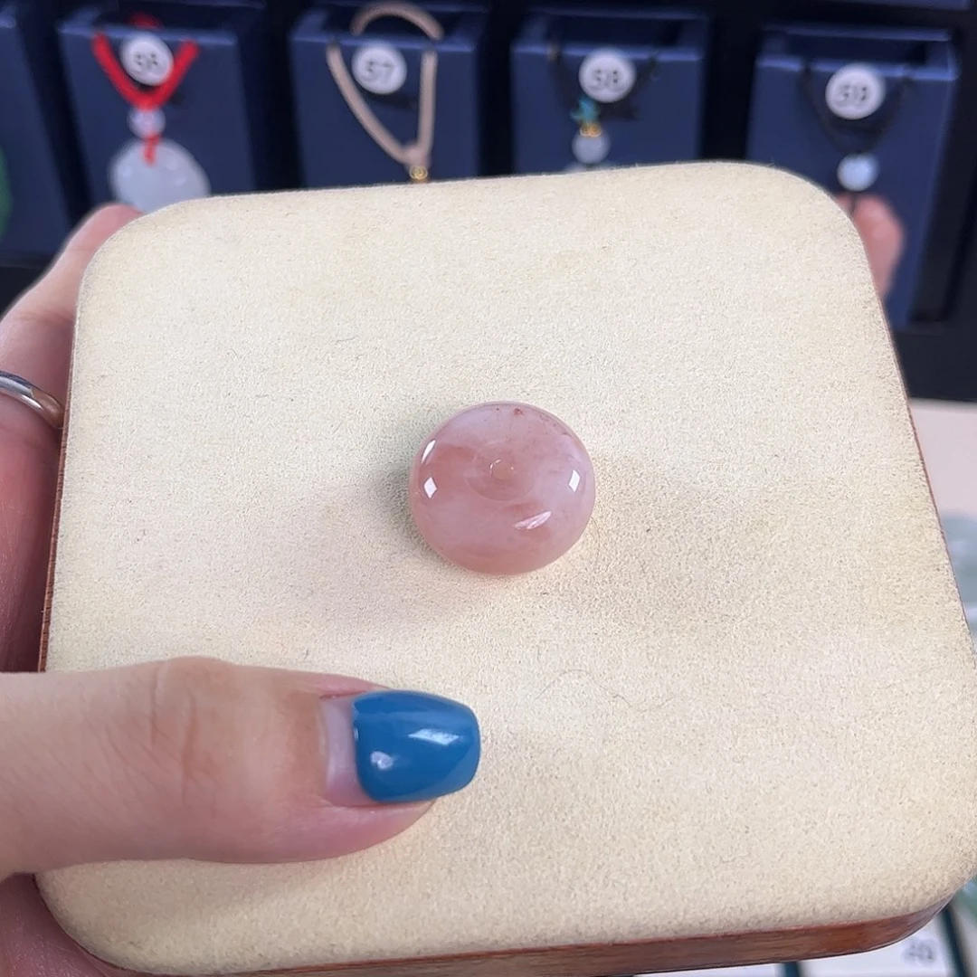 石英质玉未镶嵌吊坠(赠链)