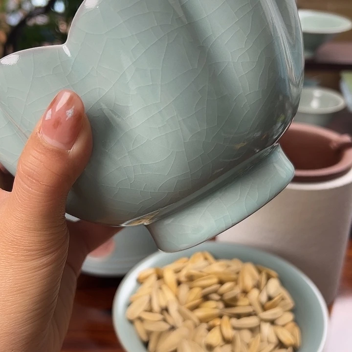 小****莲花温婉努力福利