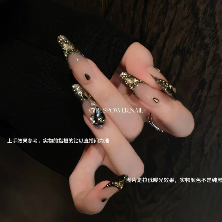 【黑色柳丁】GIRLSPOWER设计师穿戴美甲原创设计