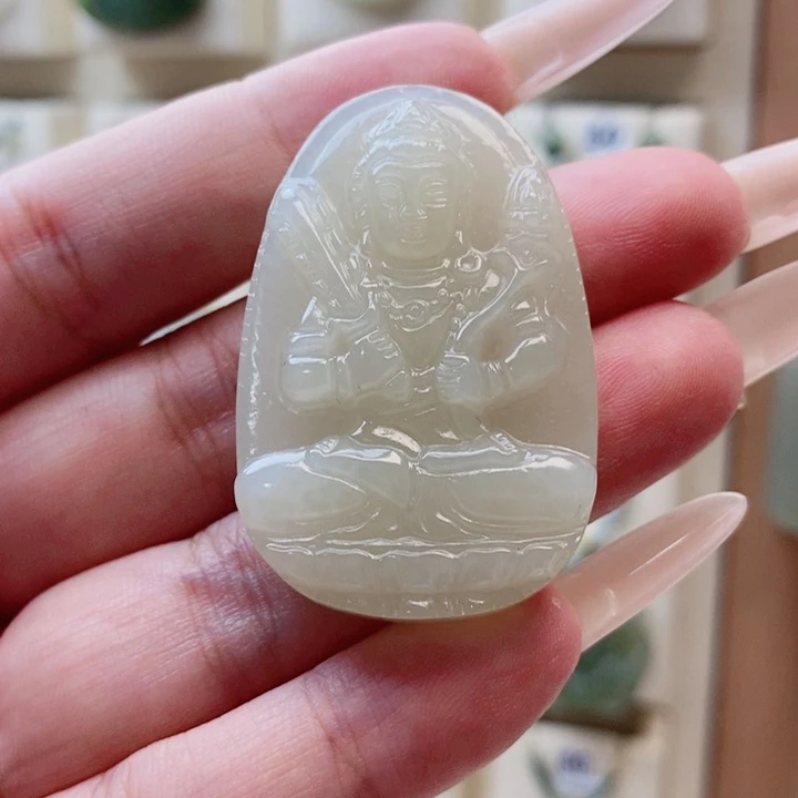 水***苛颈饰未镶嵌和田玉