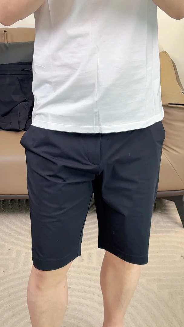 男士微弹速干短裤