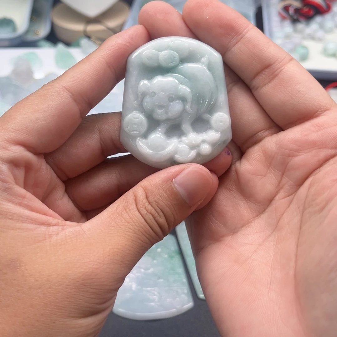 翡翠未镶嵌颈饰天然翡翠A货