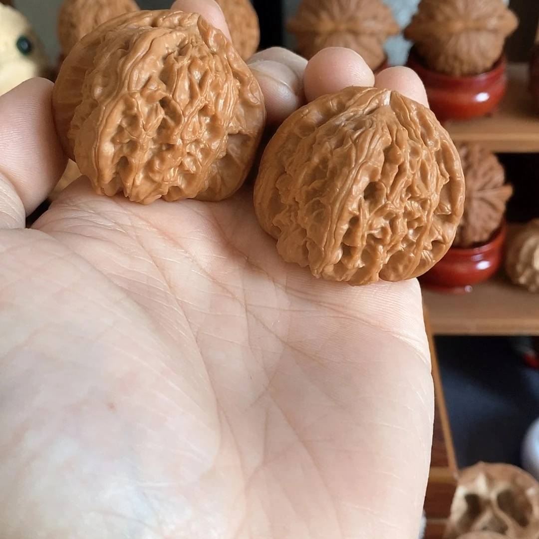 文玩核桃吊坠?*?41三角白福利价