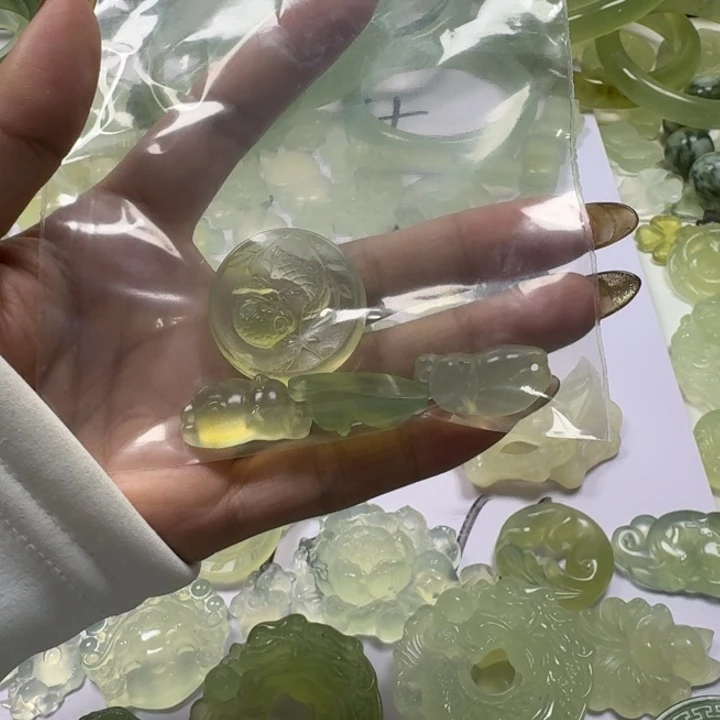 美***o蛇纹石玉未镶嵌蛇纹石无镶嵌