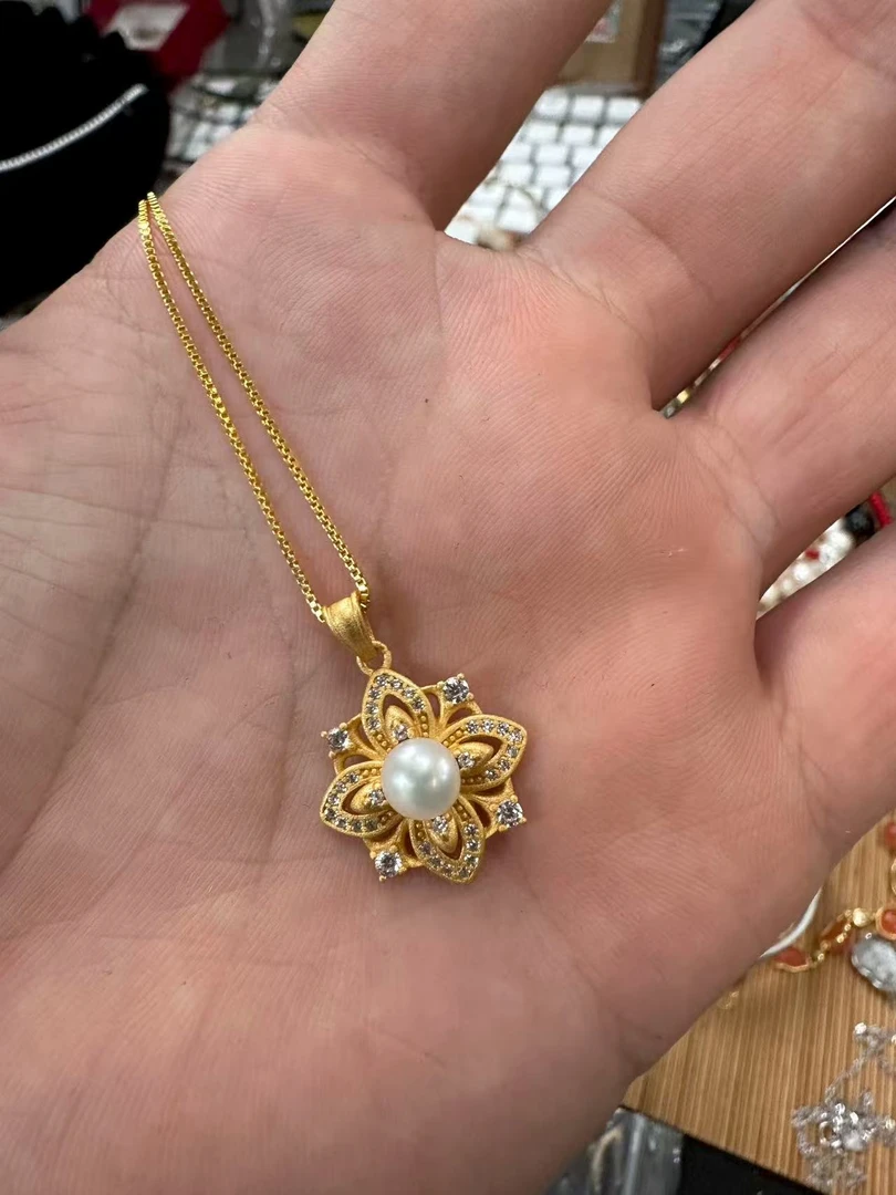 （桃）小花淡水珍珠项链