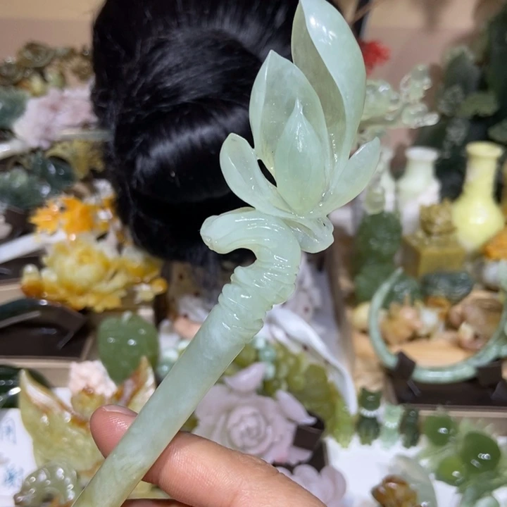 蛇纹石玉未镶嵌发饰