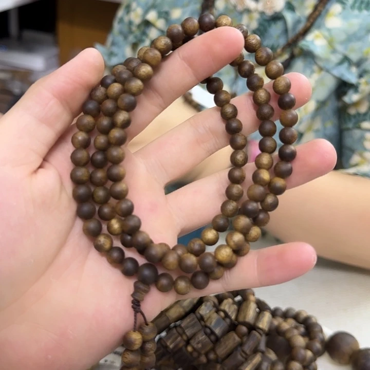 手串沉香乌身 99 沉多圈 0.7 多样性发一
