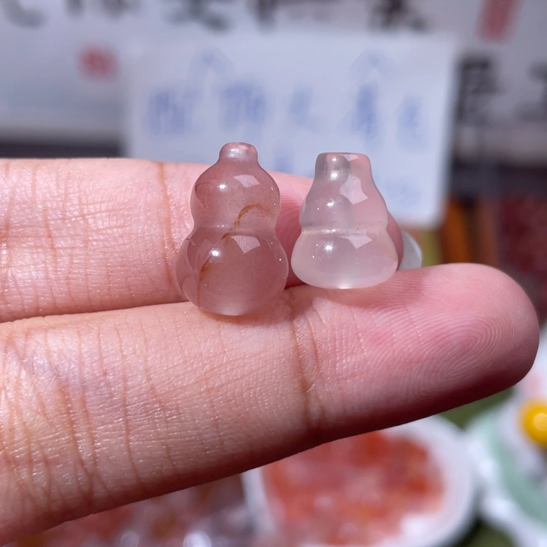 南红玛瑙未镶嵌挂件10411