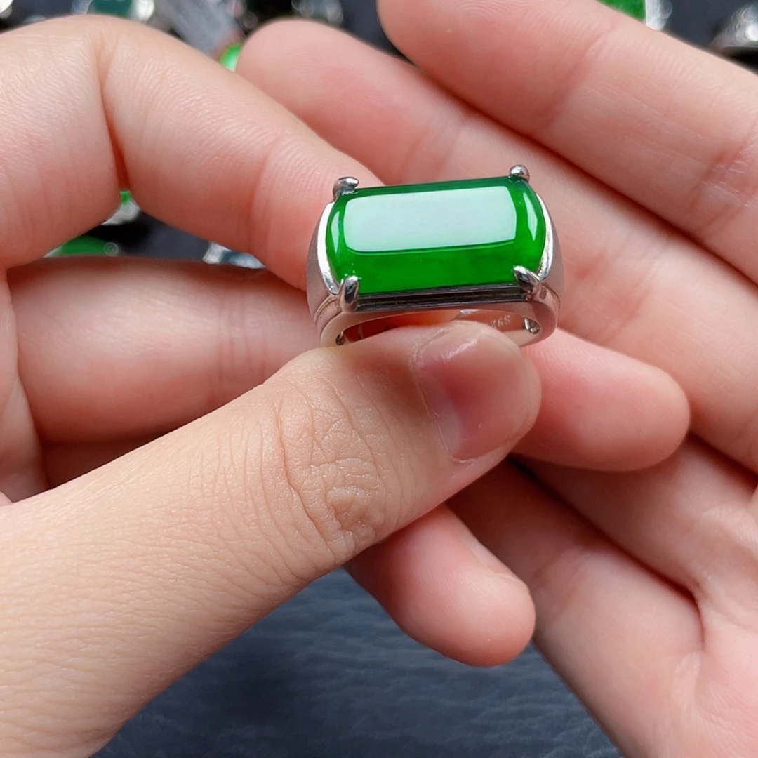 翡翠银S925镶嵌戒指没有运费险2773