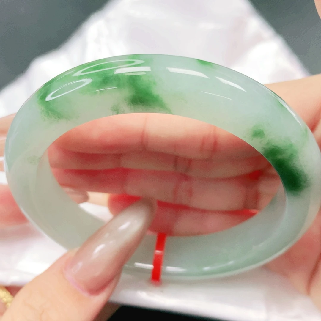 翡翠未镶嵌手镯57