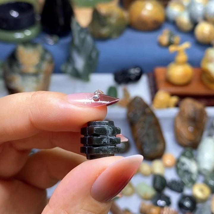 岫岩河磨玉（透闪石质玉）未镶嵌挂件