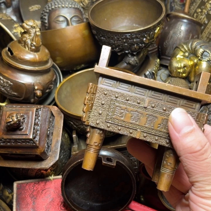 铜器摆件收收藏藏