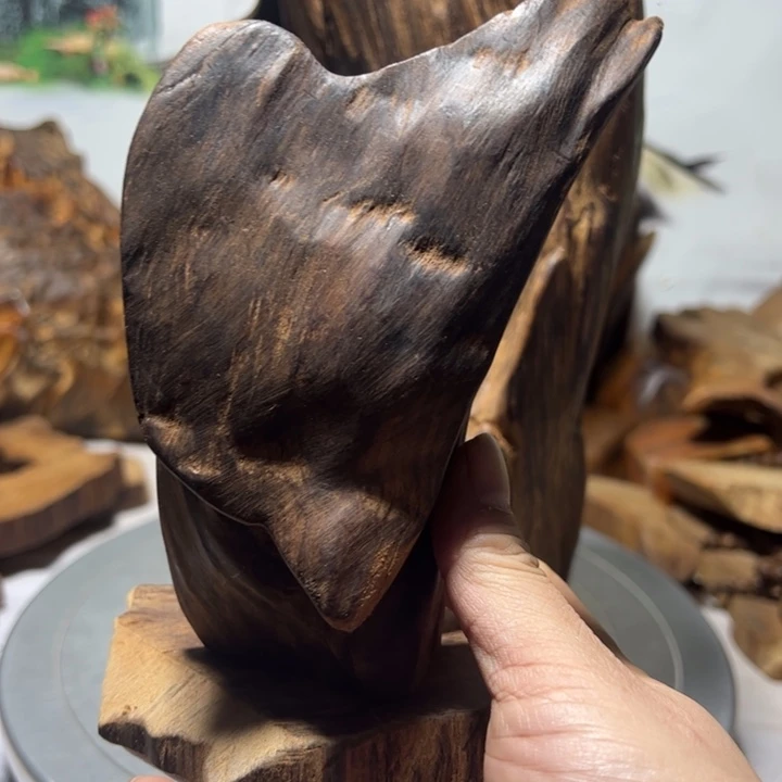 旭***升木一物一拍风化摆件28元