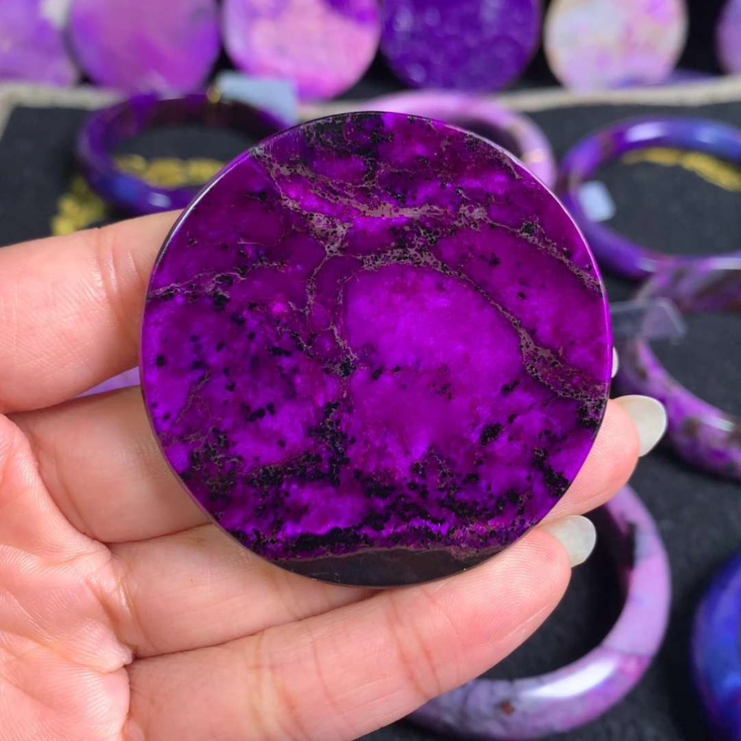 苏纪石（舒俱来）未镶嵌丝绒圆牌