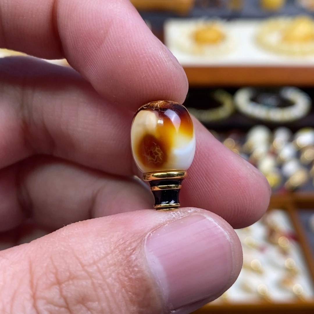 蜜蜡18K金镶嵌裸石配饰沁色三通尺寸11.3