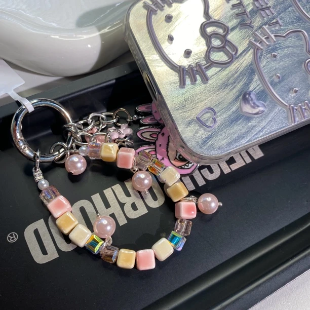 5019粉色挂件原创手机链
