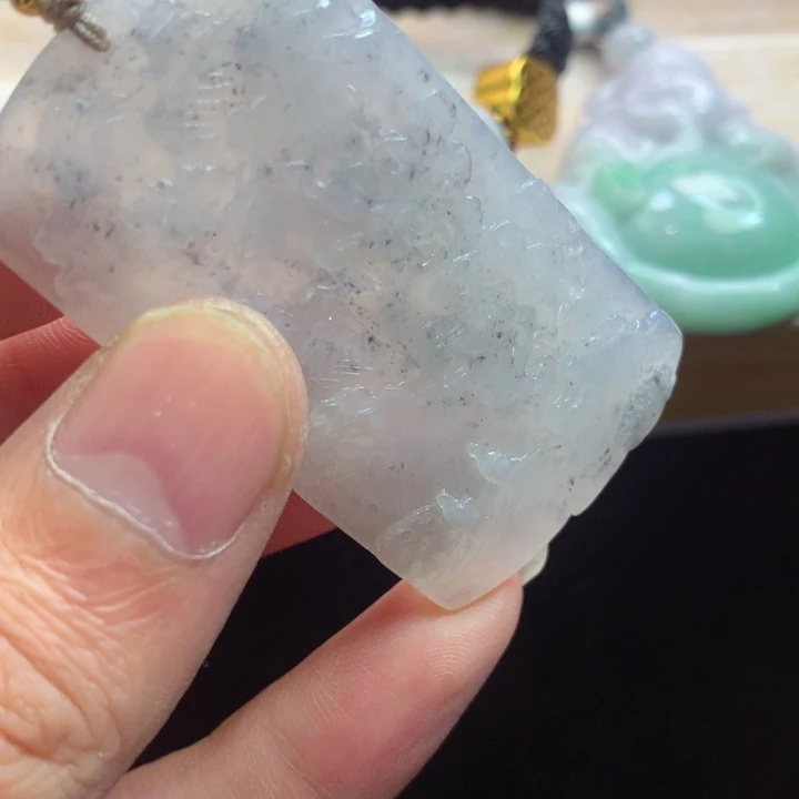 翡翠未镶嵌颈饰吊坠