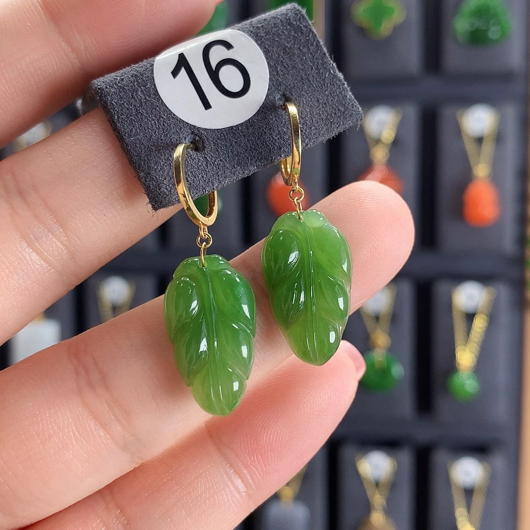 和田玉耳饰18K金镶嵌16