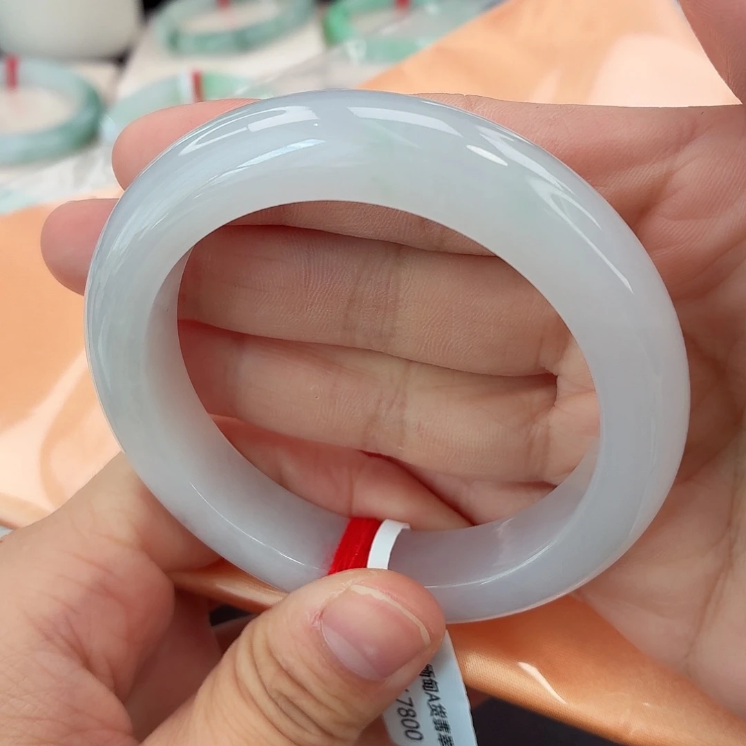 翡翠手镯未镶嵌56白月光正圈