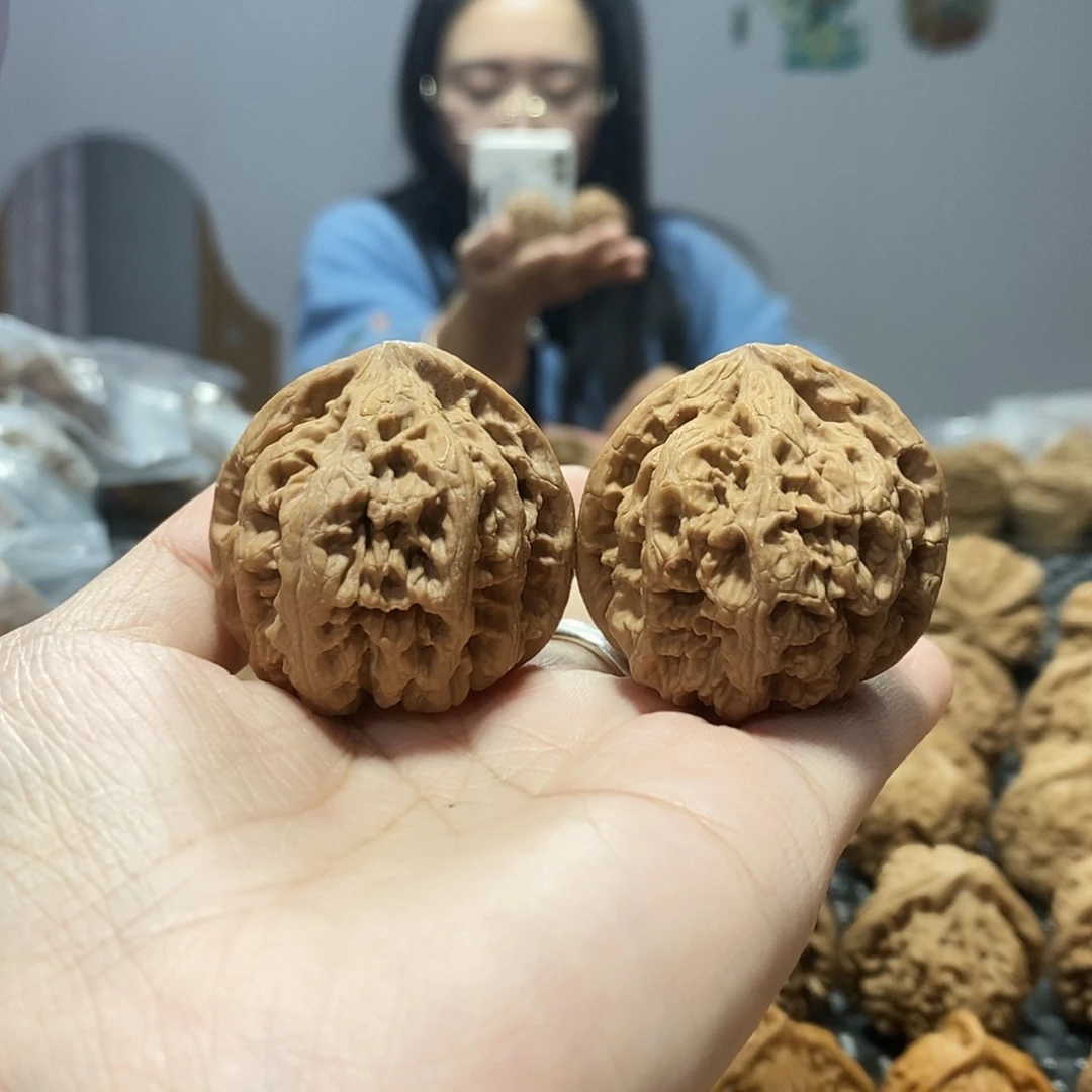 桃核吊坠粗筋40黄