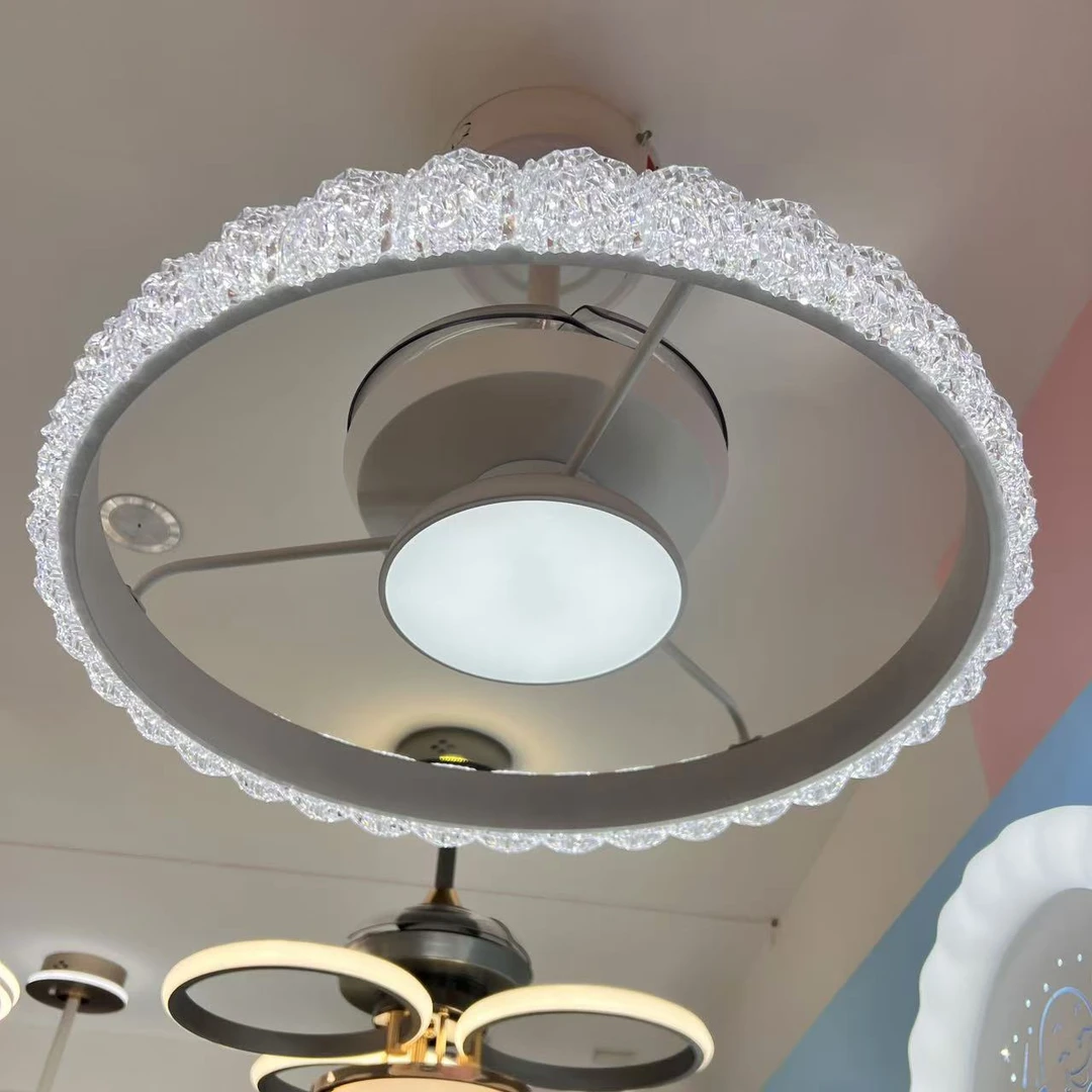 客厅风扇灯现代简约高端吊扇灯餐厅水晶轻奢隐形风扇2024新款吊灯