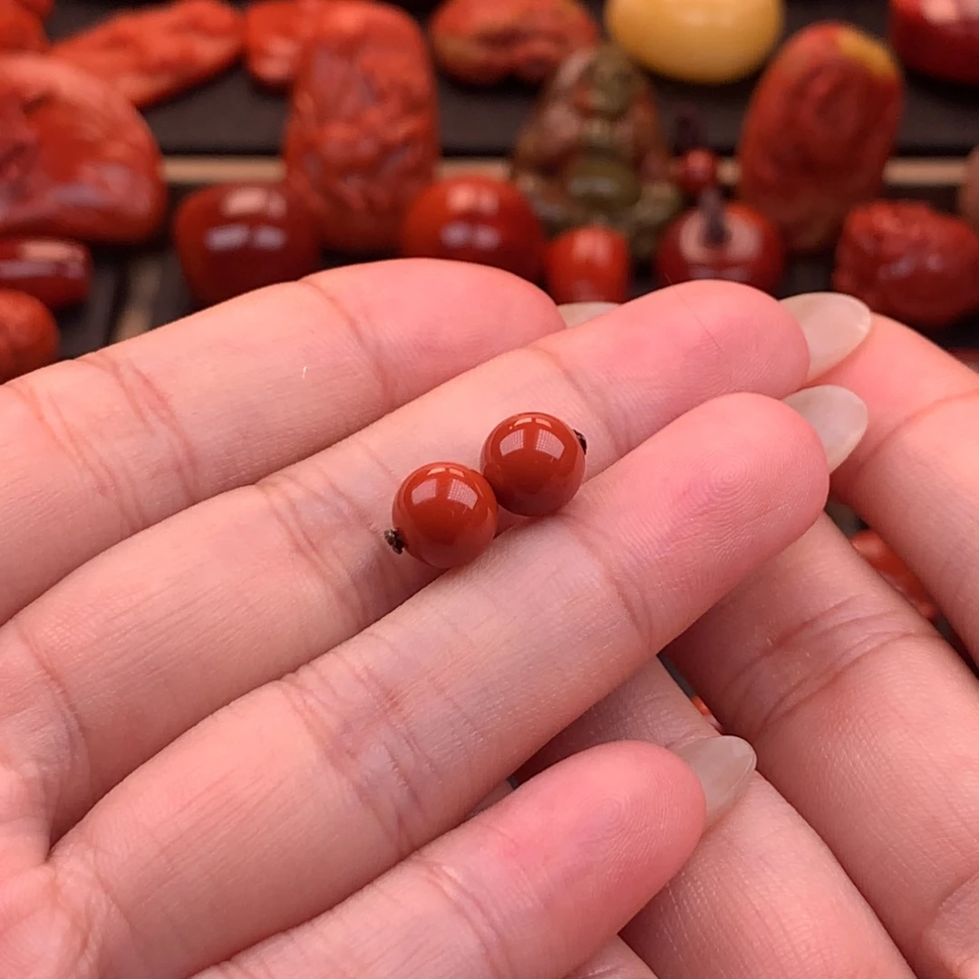 南红玛瑙未镶嵌原矿高品圆珠对珠8mm