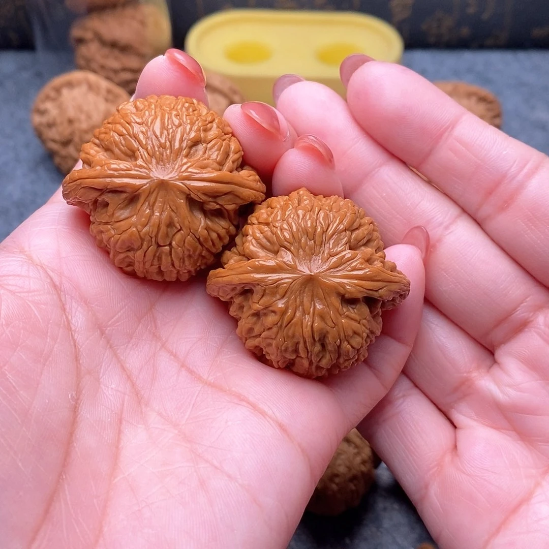 文玩核桃把件赵**精品磨盘磨盘狮子头41全品