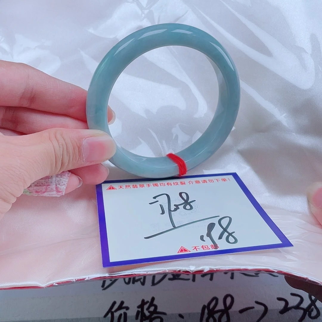 未镶嵌定制翡翠翡翠