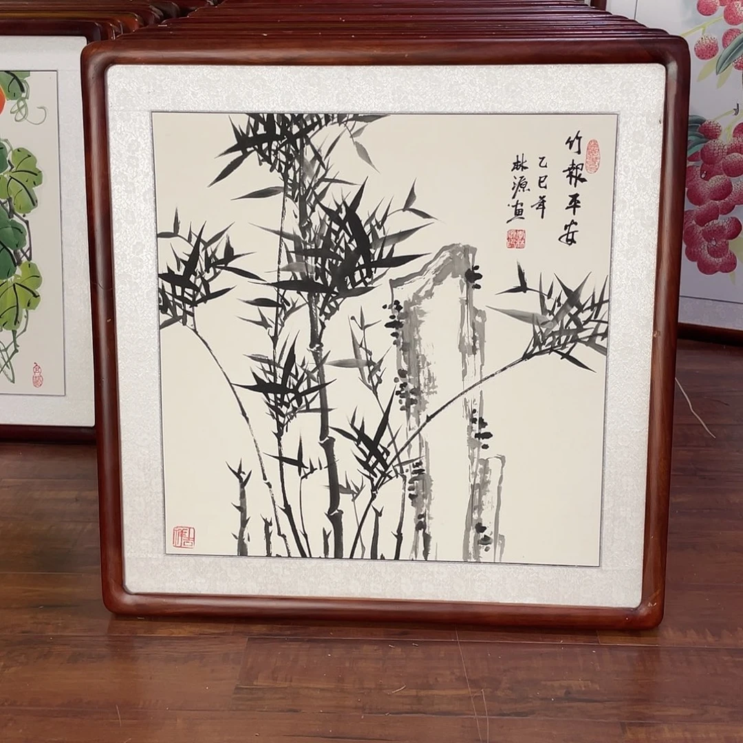 国画带框尺寸63*63厘米