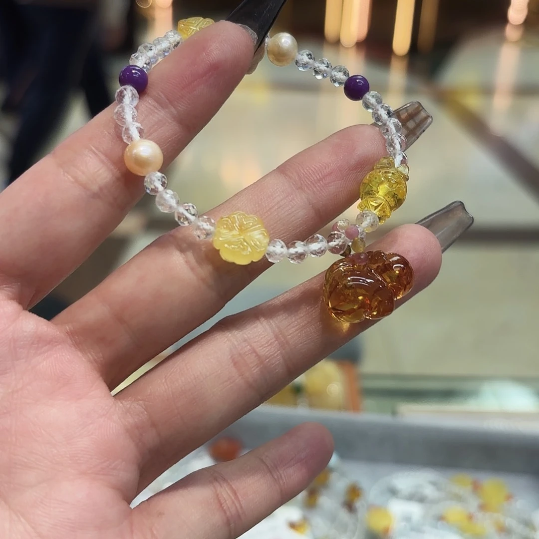琥珀颈饰未镶嵌琥珀