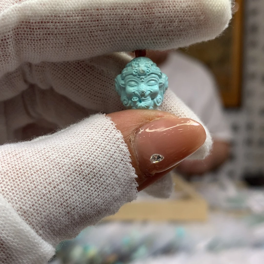 绿松石未镶嵌挂件