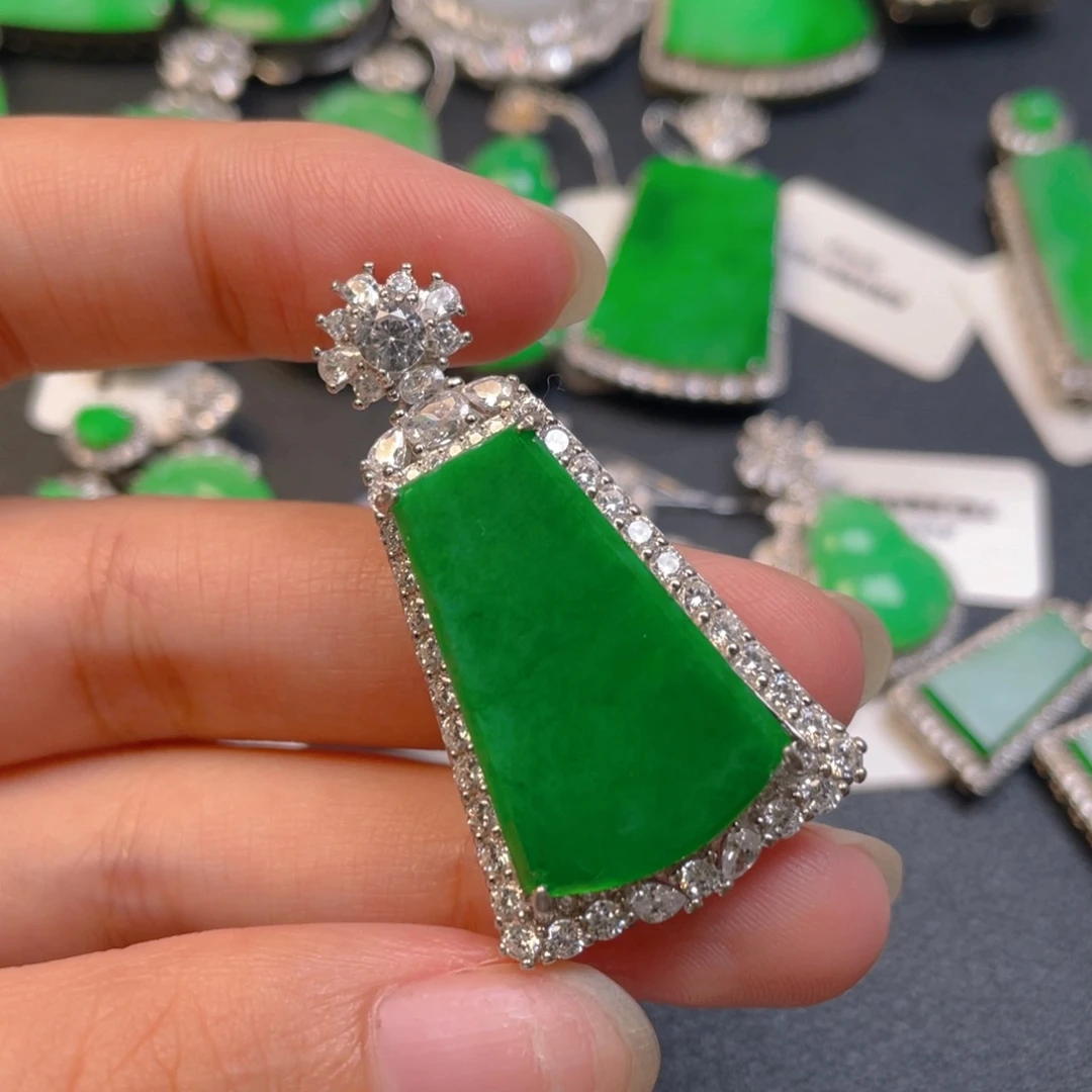 翡翠银S925镶嵌颈饰