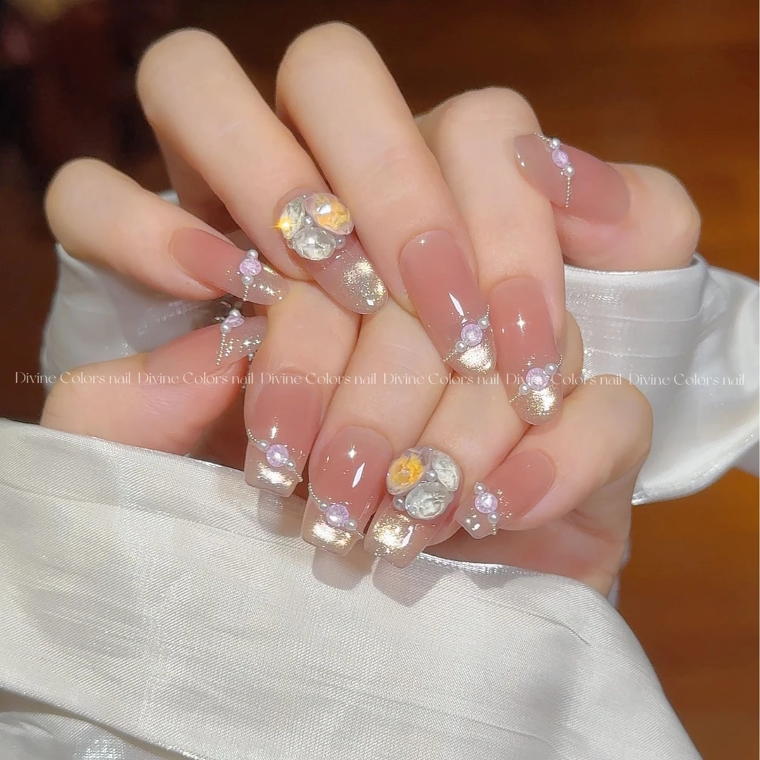 芙瑶  设计款施华洛施家华子全华猫眼爆闪穿戴美甲