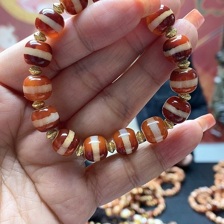 玛瑙/玉髓颈饰合金