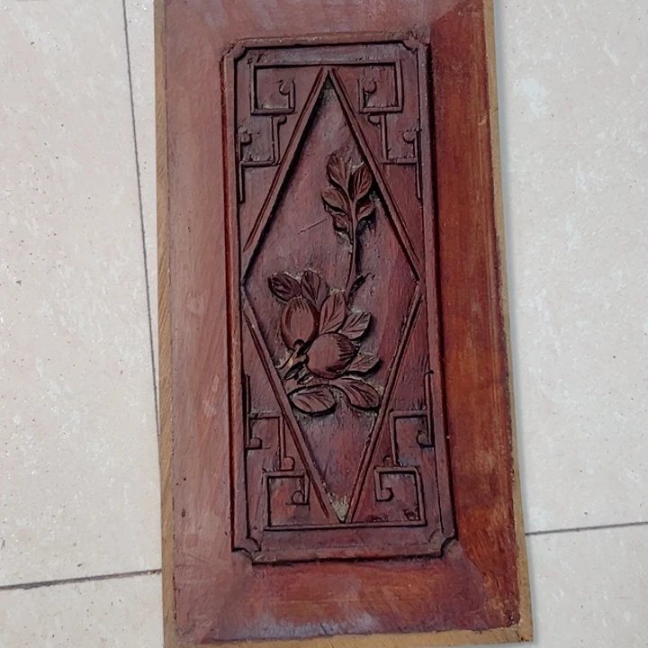 微凹黄檀（南美大红酸枝）