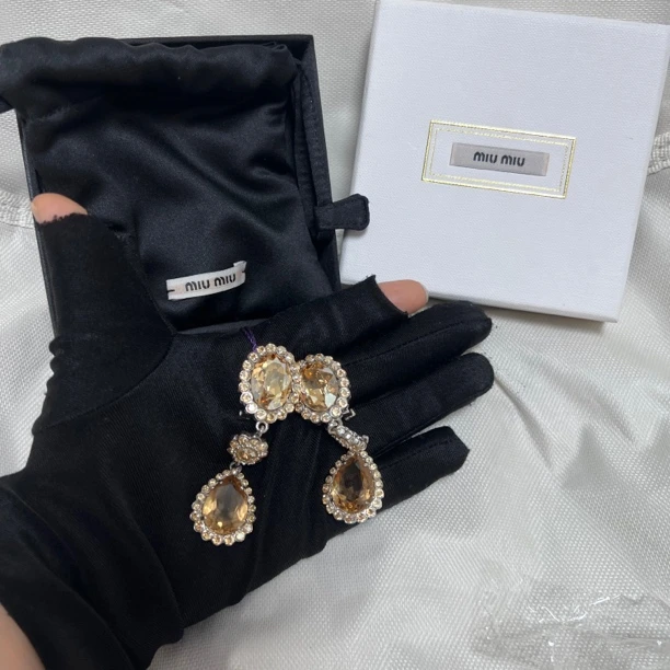 未使用 MIU MIU/缪缪 缪缪宝石耳夹 白富美名媛必备耳夹鱼鱼