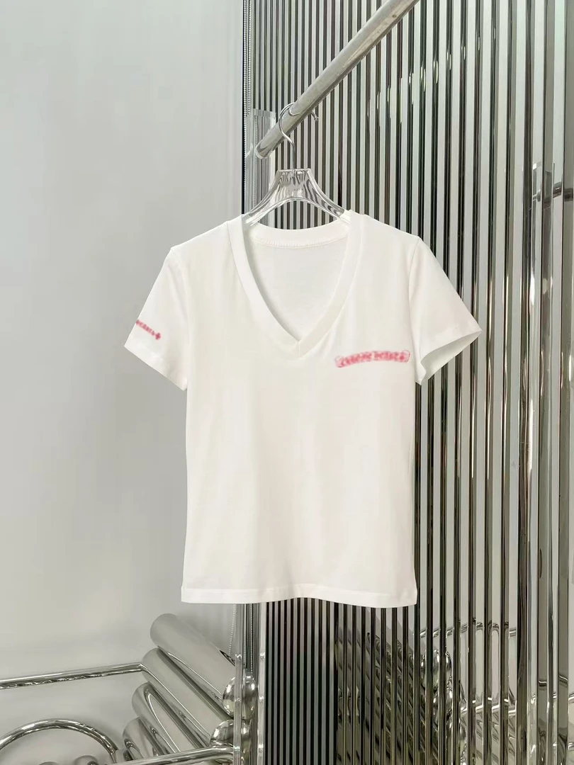 时尚梵文印花V领T恤 字母休闲百搭显瘦短袖上衣