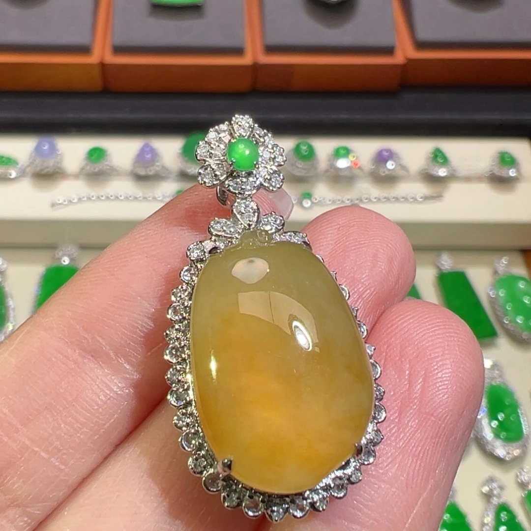 翡翠颈饰18K金镶嵌收到货48小时鉴赏期