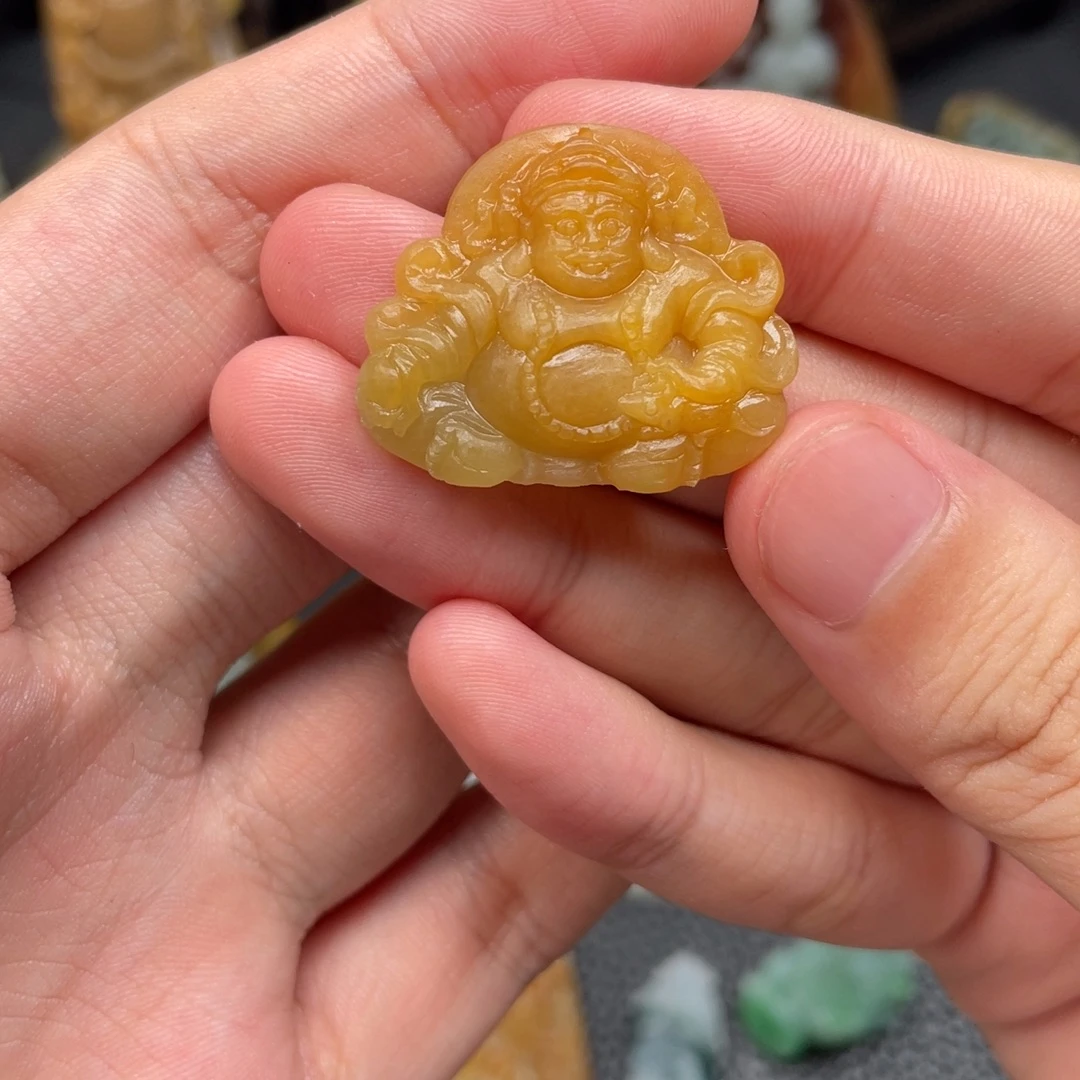 牛***忙定制翡翠未镶嵌黄财神