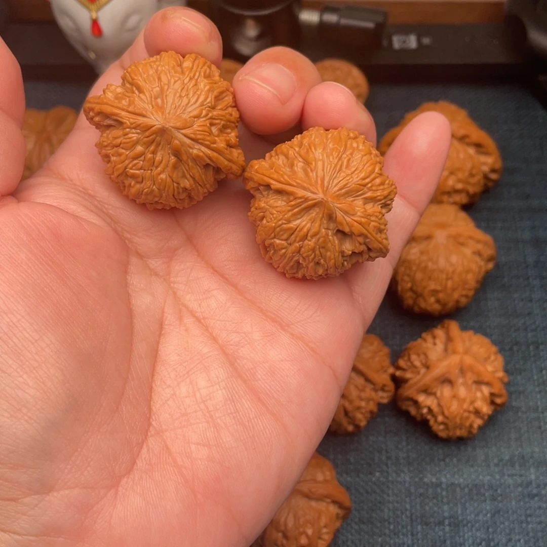 把件文玩核桃全品绣球37