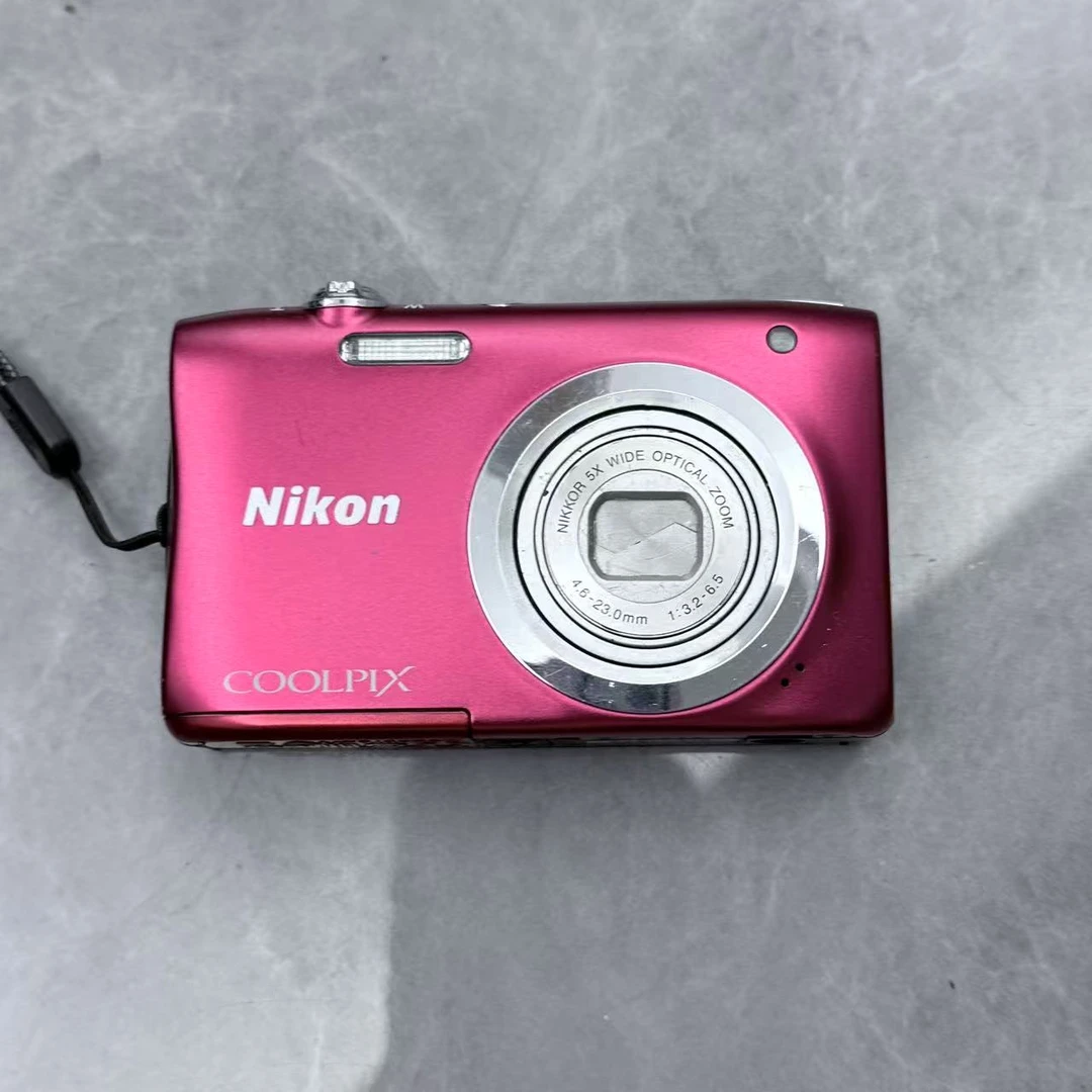 9新 Nikon/尼康 尼康a100 2000万像素 3倍变焦 配件齐全
