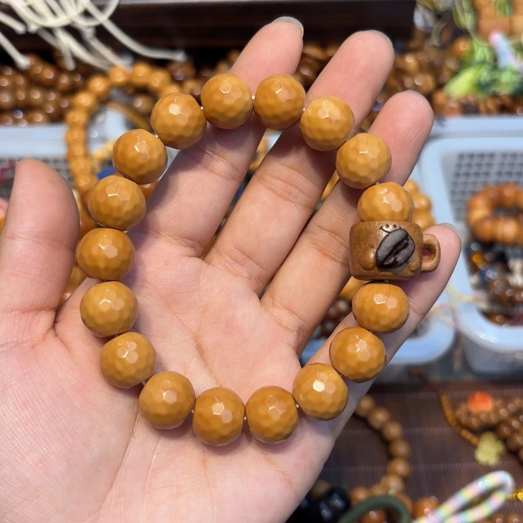 白玉菩提吊坠钻面猴头咖啡杯